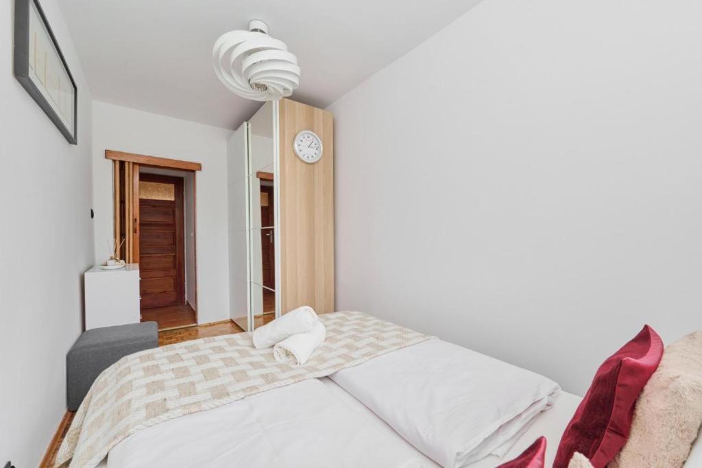 Apartment Klobucka Варшава Экстерьер фото